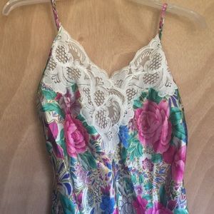 Vintage Floral Victoria’s Secret Gold Label